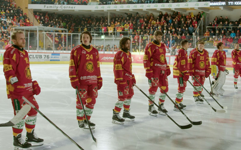 Zeichenfläche 13 SCL Tigers Team nach dem Einzug in die Playoffs 2025.